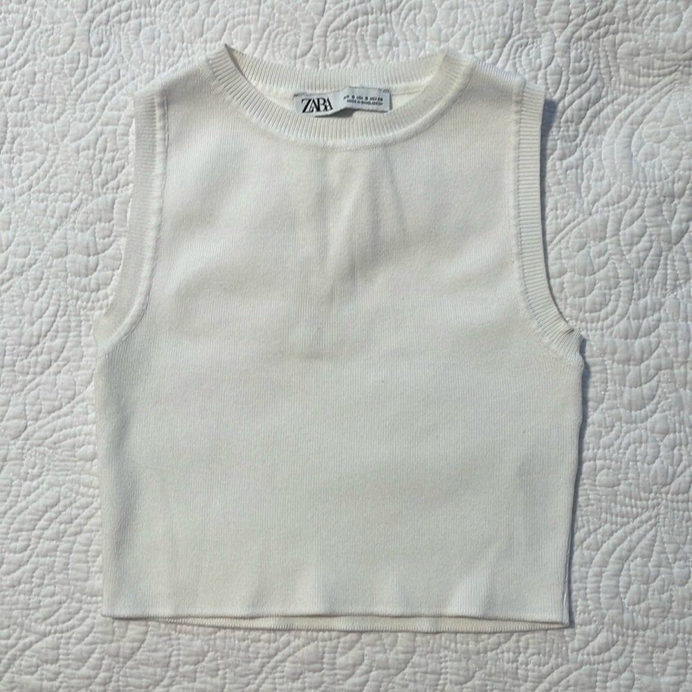 ✨4/$20 ZARA White Crop Top